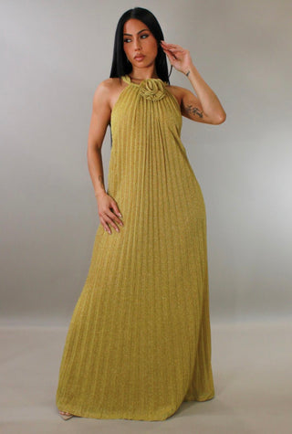 Woman walking in a Tulley’s Boutique maxi dress — graceful, confident, and effortlessly bougie.