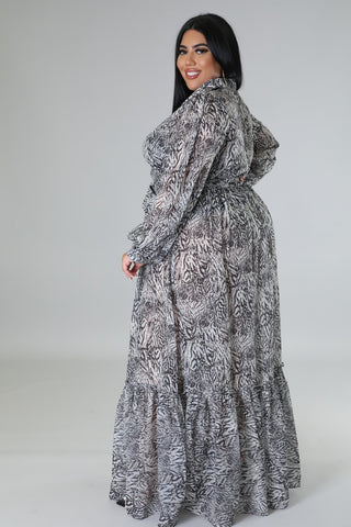 Plus Size Abstract Print Long Sleeve Maxi Dress with Belt