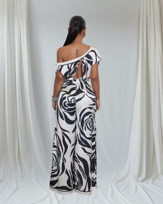 BOLD STATEMENT JUMPSUIT | ELEGANT OFF-SHOULDER DESIGN