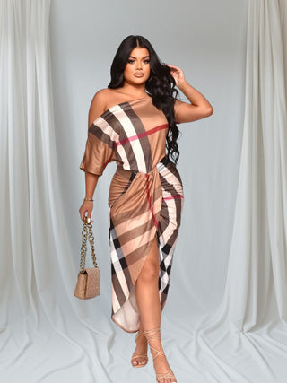 I’m the one One Printed Midi Dress with Chic Draping