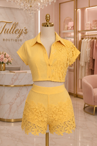 Women’s Bottoms | Chic Pants, Skirts & Shorts | Tulley’s