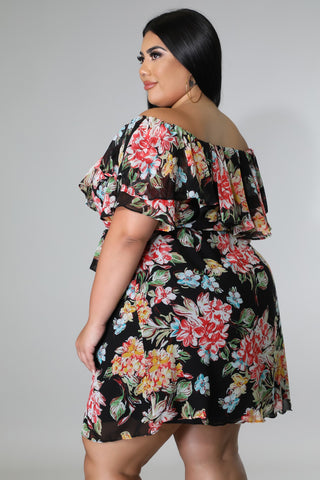 Curvy women's off-shoulder dress in plus sizes 1X–3XL — boutique style
