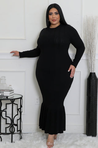 Model wearing essential sculpt knit Black maxi dress front view