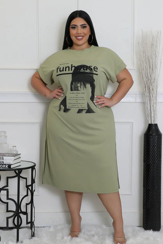 Funhouse Graphic Plus Size Midi T-Shirt Dress