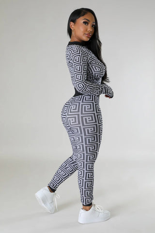 Tulley’s Boutique | Women’s Activewear – Stylish Workout