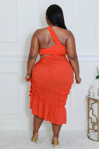 Bold tropical plus size resort outfit for women