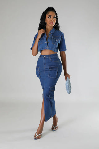 Women’s high-waisted denim cargo skirt