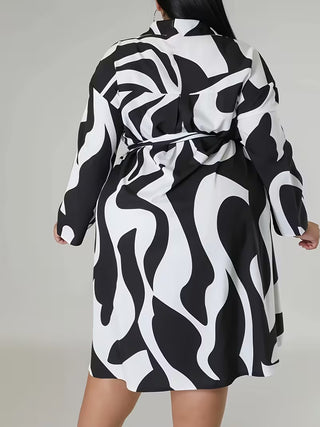 abstract black and white print, classic shirt collar